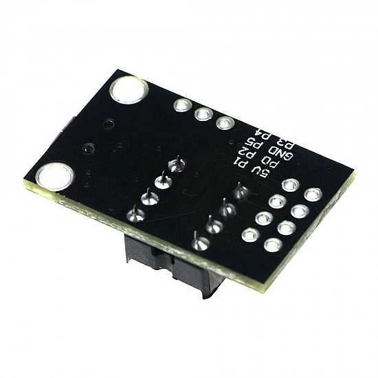Programmeur ATMEL pour puces ATtiny en format DIP-8, vue de dessus